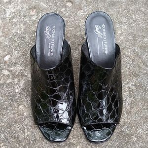 Donald J Pliner heels